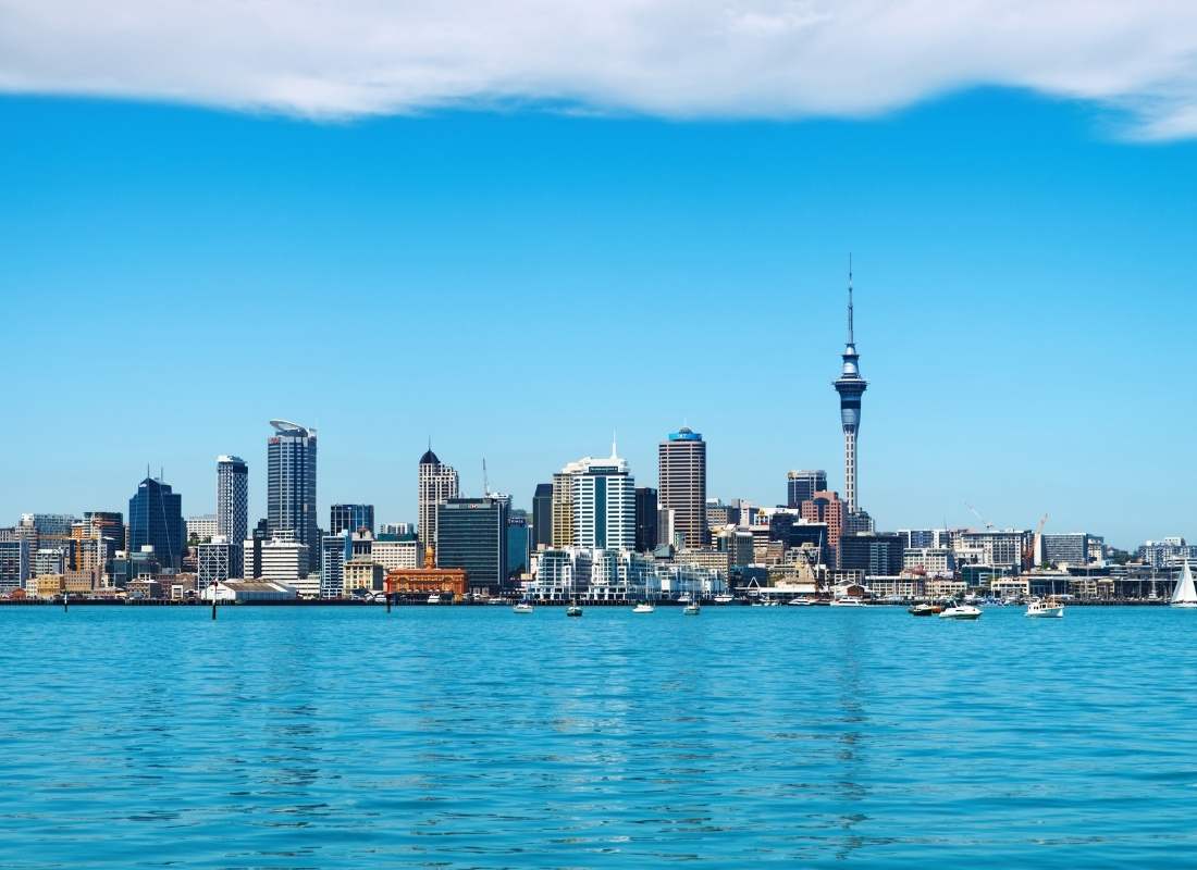 Auckland City - nestled on the waterfront