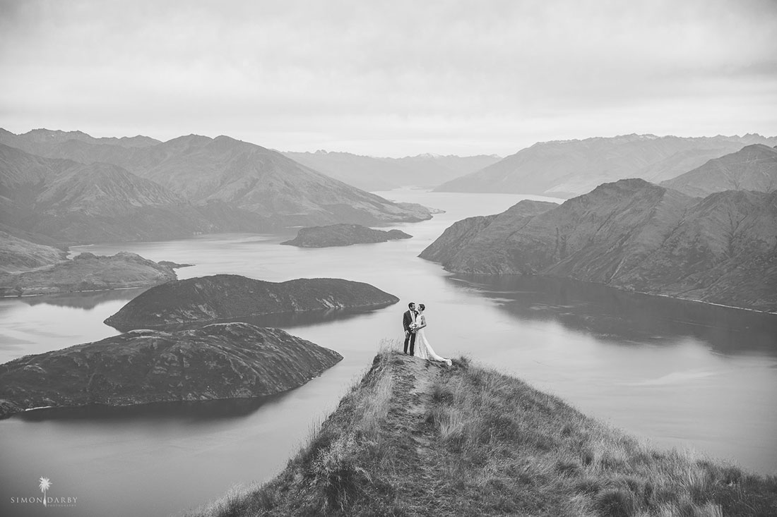 Couple are wed at Coromandel Peak in Wanaka