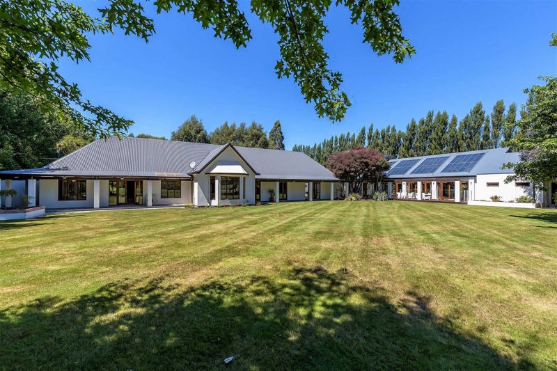 Bond Estate Luxury Accommodation